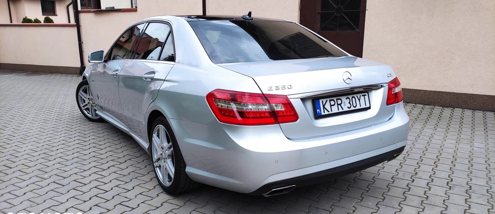 Mercedes-Benz Klasa E cena 72000 przebieg: 178138, rok produkcji 2010 z Proszowice małe 211